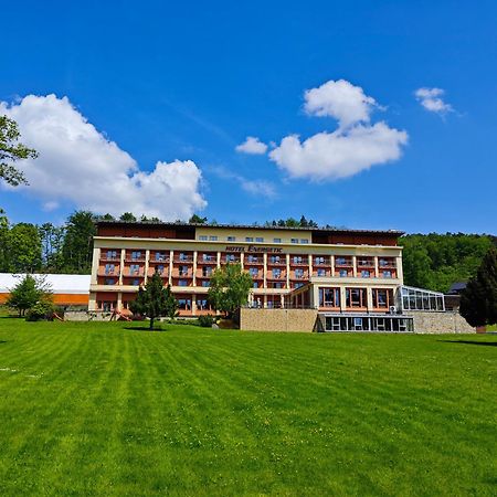 Rožnov pod Radhoštěm Wellness Resort Energetic מראה חיצוני תמונה