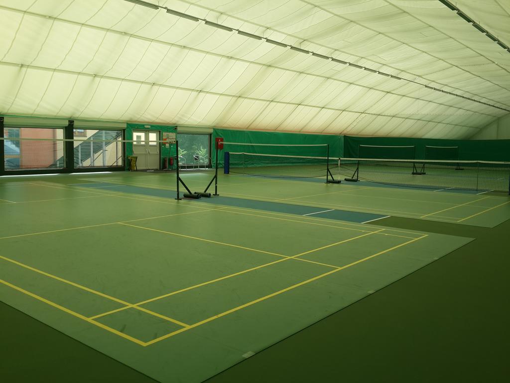 Rožnov pod Radhoštěm Wellness Resort Energetic מראה חיצוני תמונה