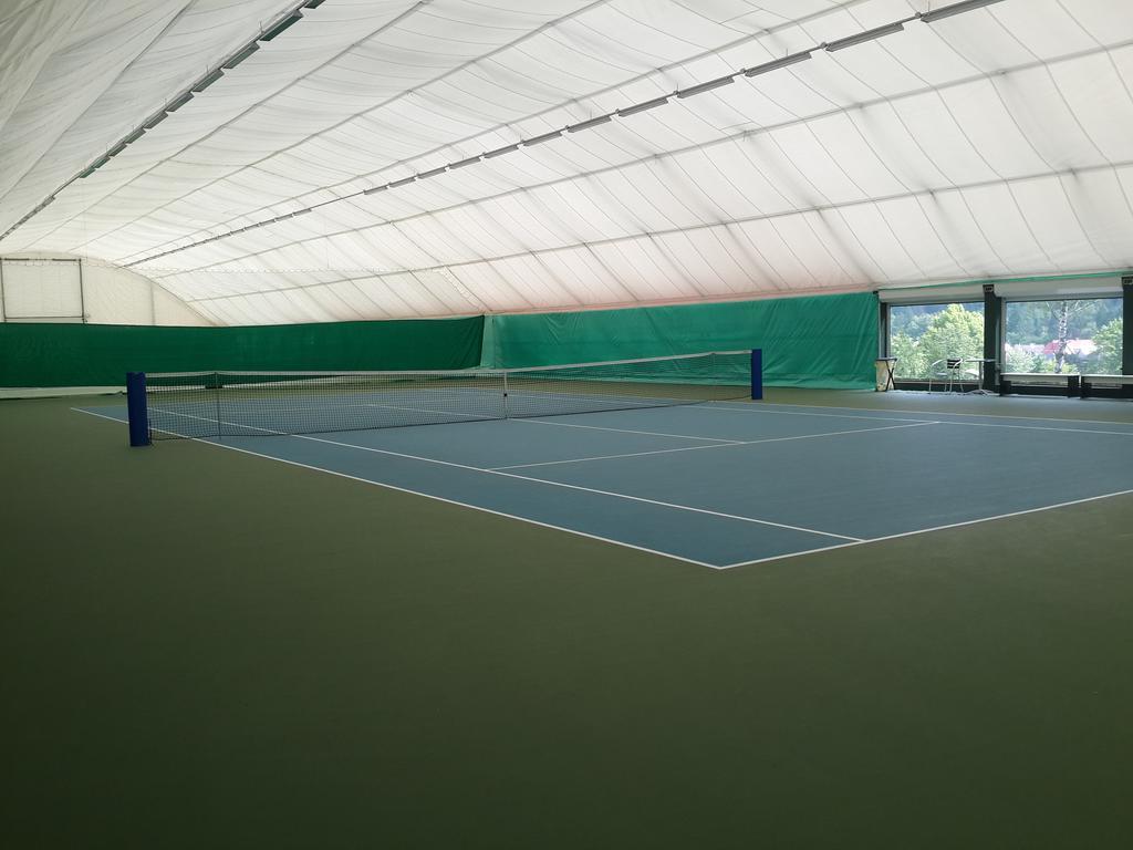 Rožnov pod Radhoštěm Wellness Resort Energetic מראה חיצוני תמונה