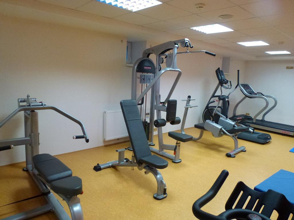 Rožnov pod Radhoštěm Wellness Resort Energetic מראה חיצוני תמונה